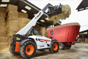 maszyna firmy bobcat w trakcie pracy